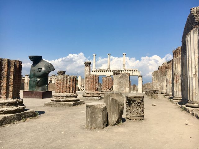 Pompeii and Herculaneum: Victims of Mount Vesuvius